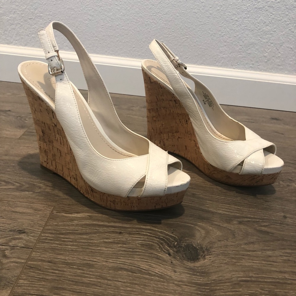 Nine West slingback wedges with peep toe. Size 9.